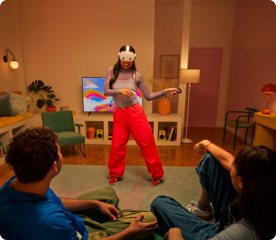 Picture of a girl playing a Quest game with friends