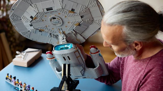 I Really, Really Want the 3,600-Piece Lego U.S.S. Enterprise